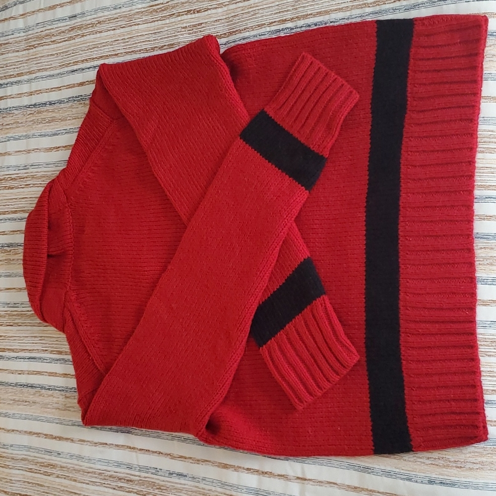 Men's Sweater - Picture 3 of 7